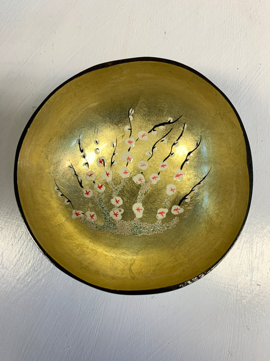 Hand-Painted Coconut Bowl – Tropical Coastal Decor